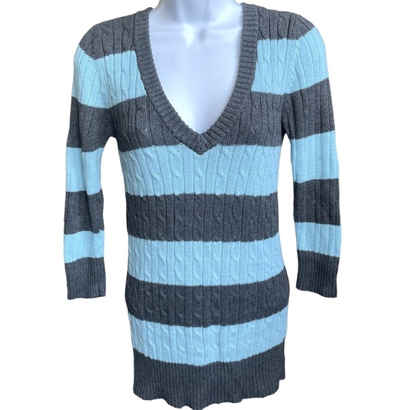 Arizona juniors sweater size large - Picture 1 of 5